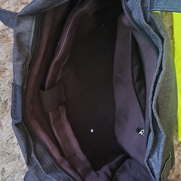 Bundle - Picture 6 of 7